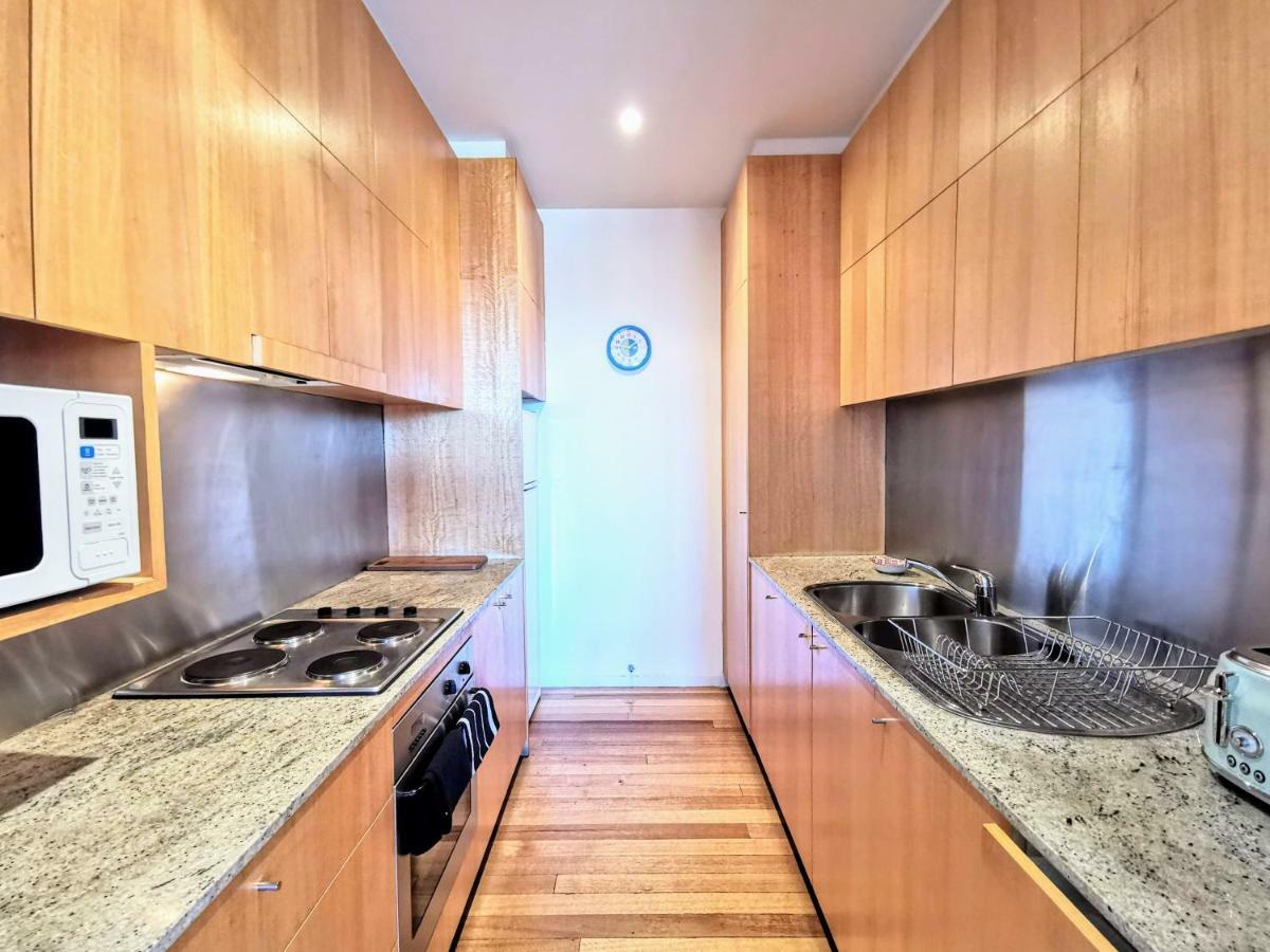 Phoenix Apartments Lorne Bagian luar foto
