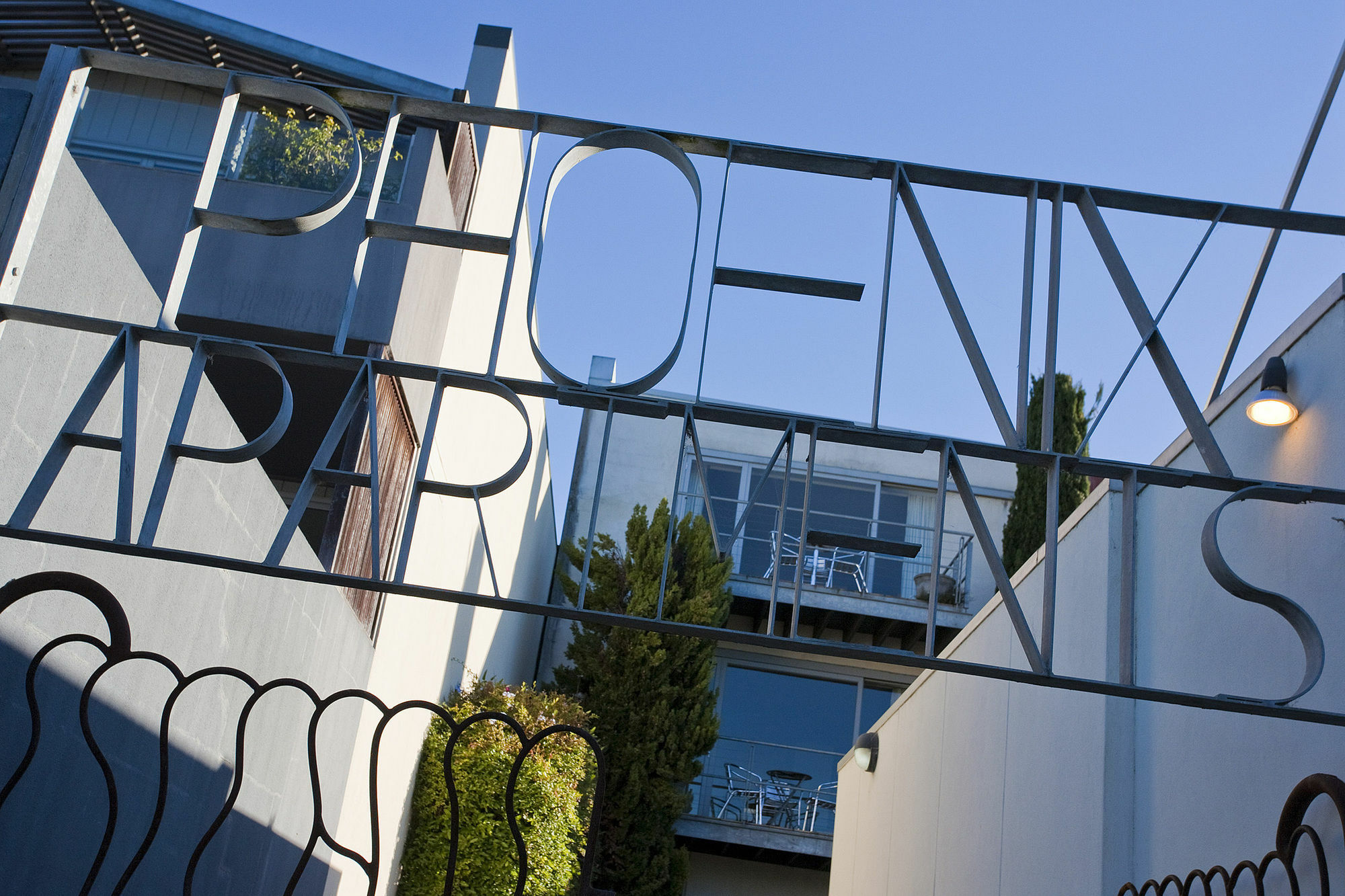 Phoenix Apartments Lorne Bagian luar foto